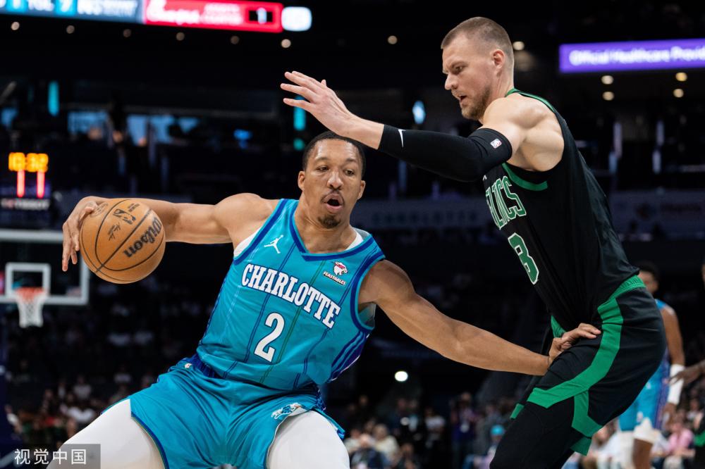 间的球员们 间的球员们