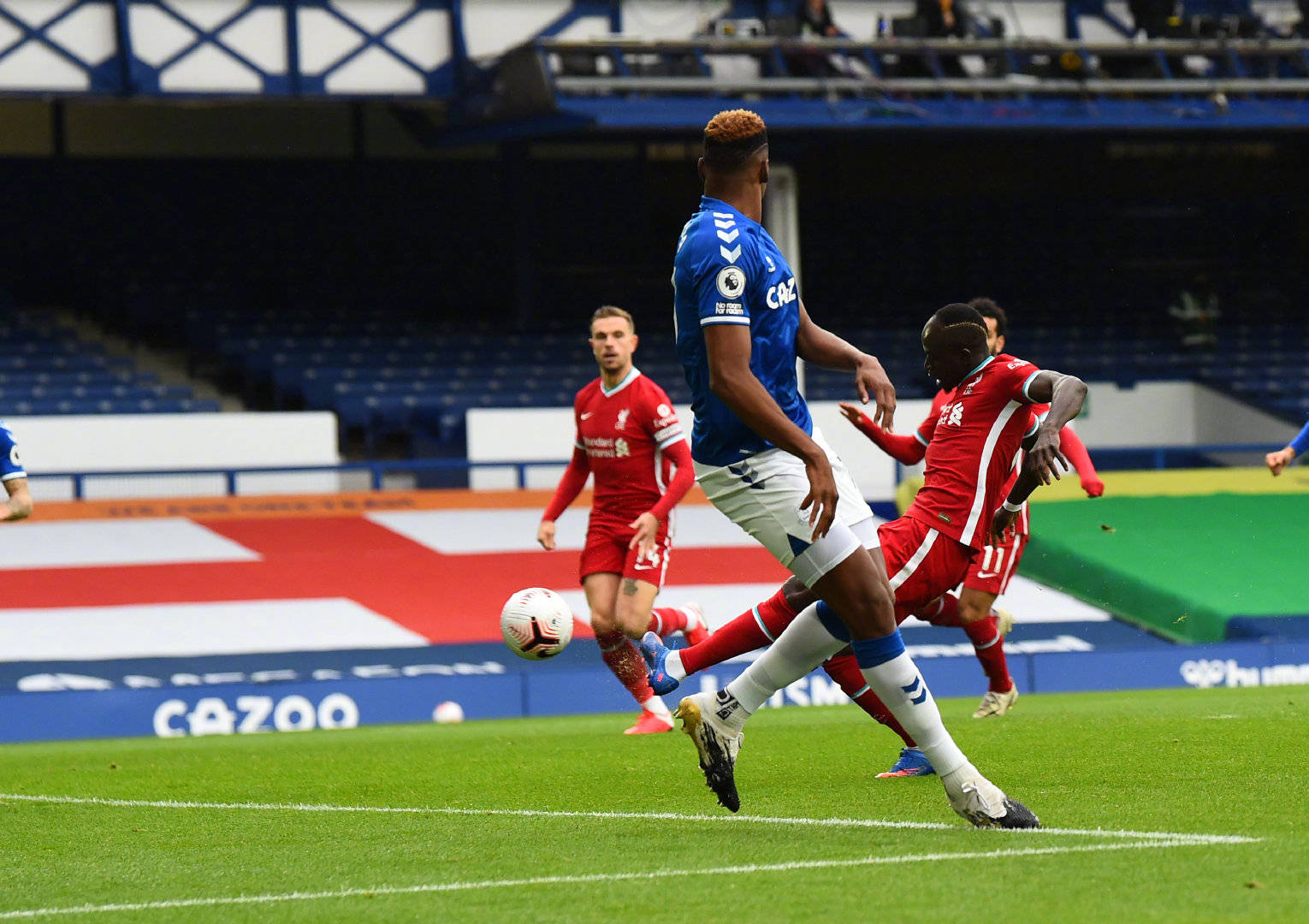 汉密尔顿已经沦为车队负担？红牛居然拿他和角田裕毅做比较