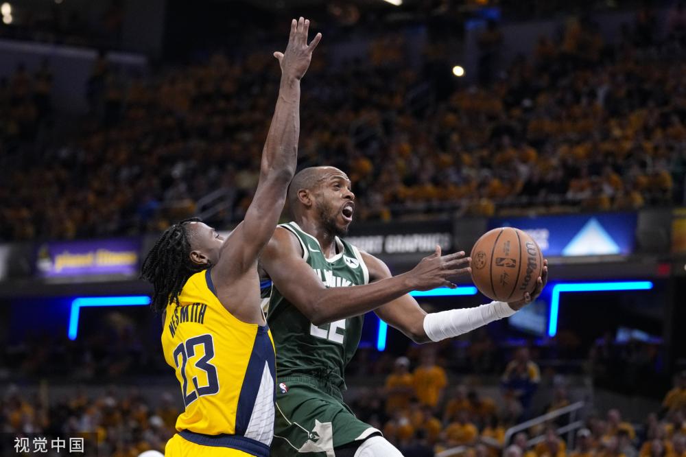 廷的比赛中 廷的比赛中