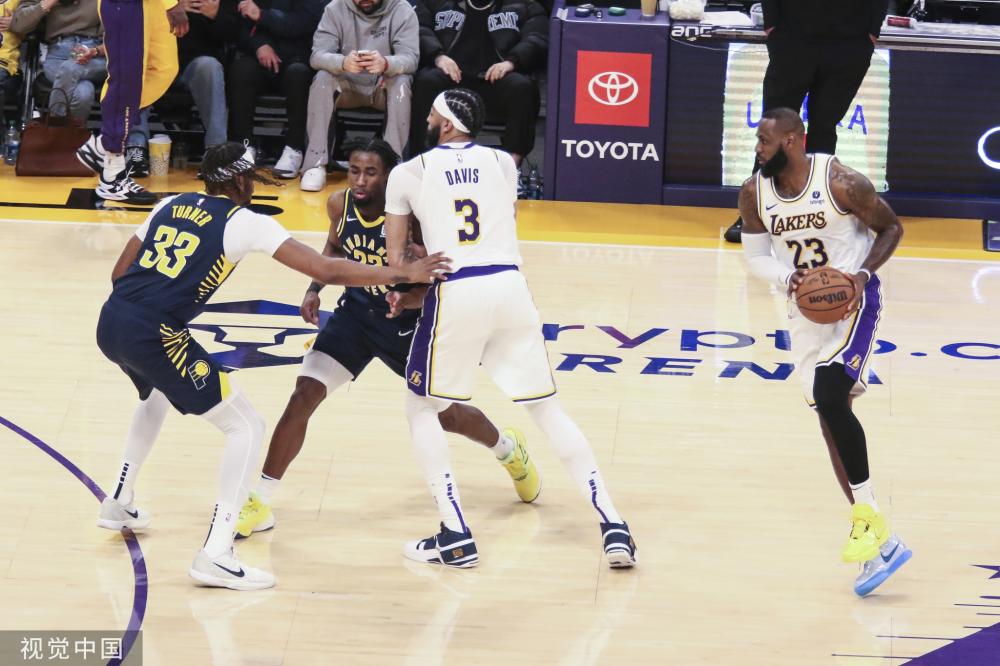 其中包括一 其中包括一